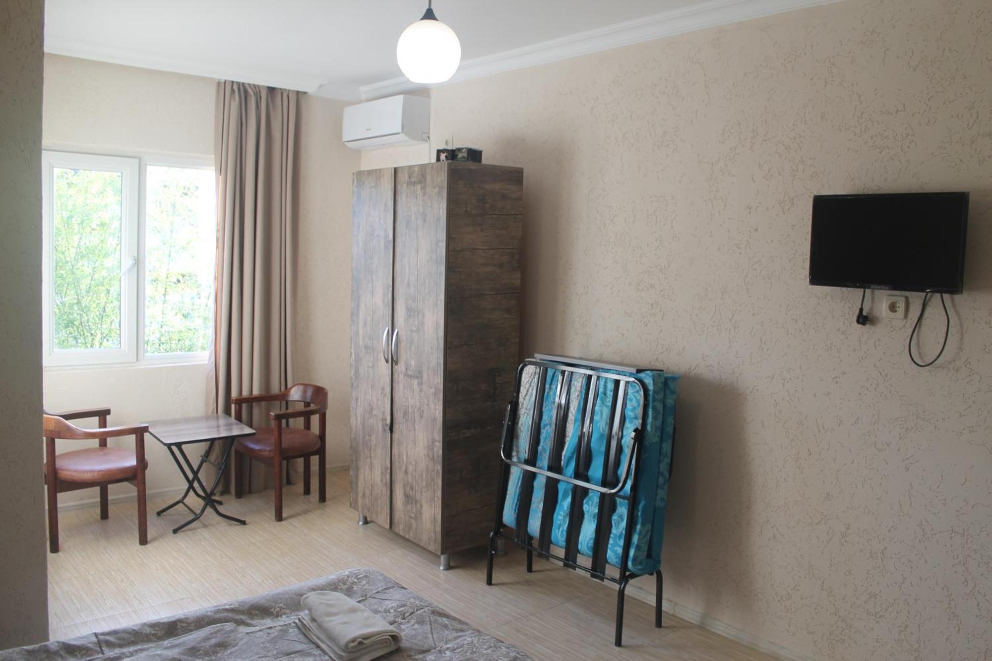 Zaza Hotell Kobuleti Exteriör bild